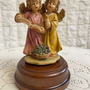 Vintage Italian Rotating Music Box Angels Singing Plays "Silent Night"